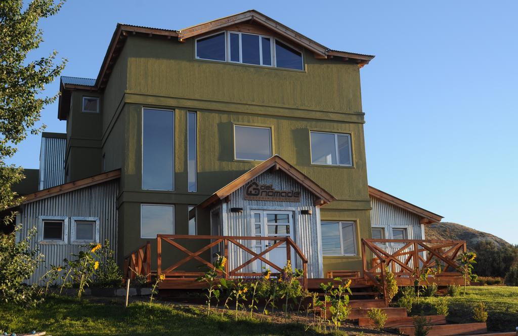 Del Nomade Hosteria Ecologica Puerto Pirámides Exterior photo